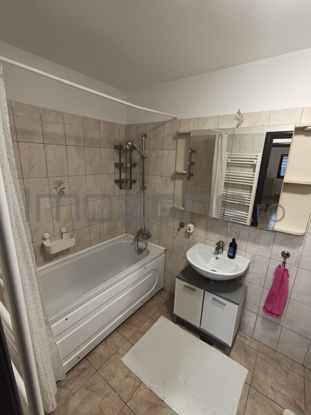 Garsoniera confort 1 sporit, 48 mp, disponibila imediat, loc de parcare.