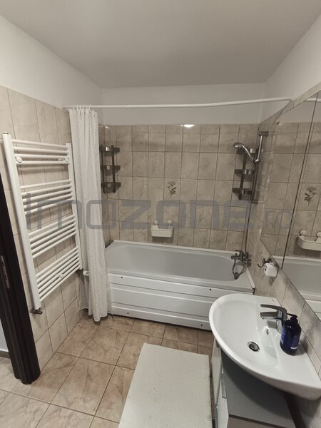 Garsoniera confort 1 sporit, 48 mp, disponibila imediat, loc de parcare.